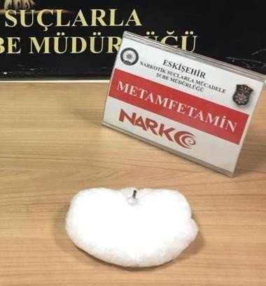 Uyuşturucu operasyonunda yakalanan 2 kişi tutuklandı
