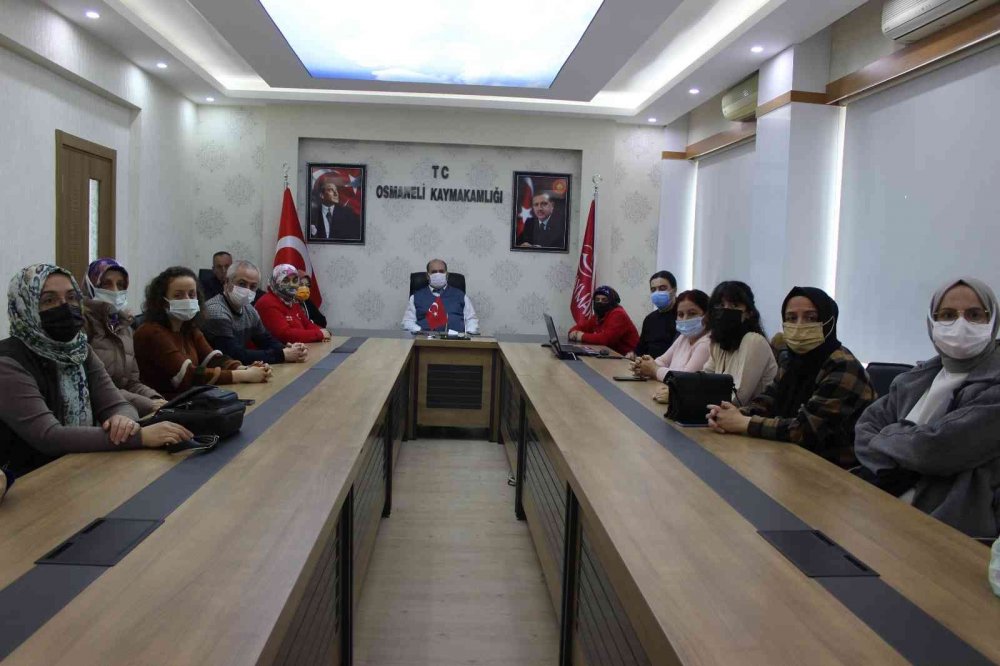 ‘En iyi narkotik polisi anne’ semineri