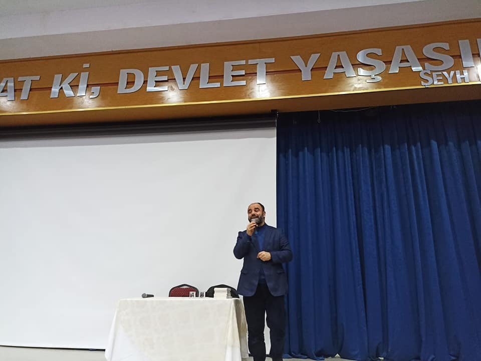 İlahiyatçı yazar Ahmet Bulut Pazaryeri’nde konferans verdi