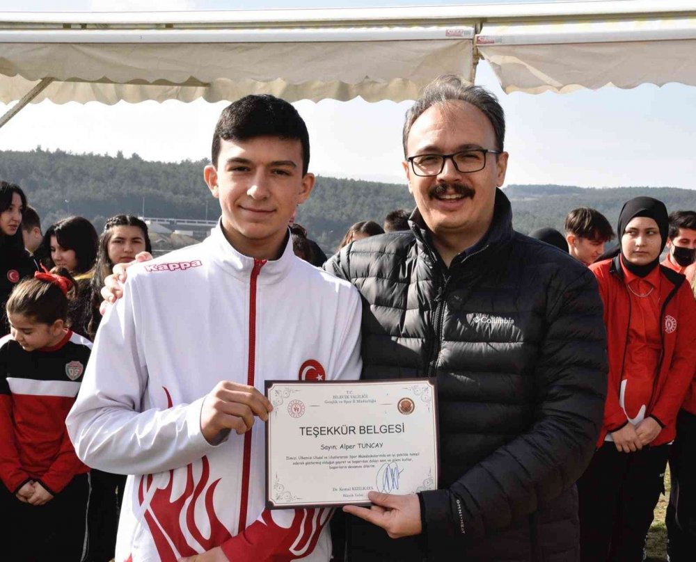 Vali Kızılkaya başarılı sporcularla kahvaltıda bir araya geldi