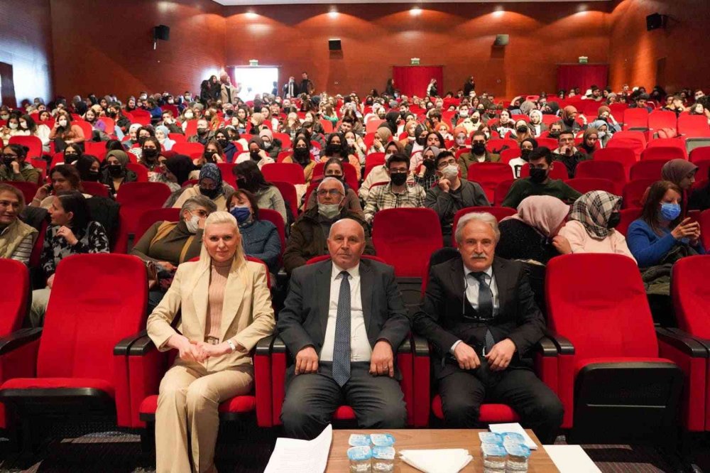 Bilecik’te ‘Girişimcilik Zirvesi’ düzenlendi