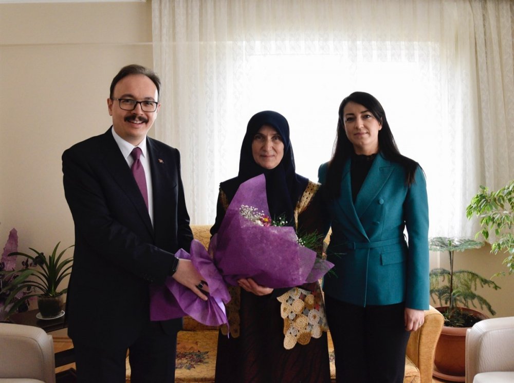 Vali Kızılkaya’dan Kadınlar Günü dolayısıyla anlamlı ziyaret
