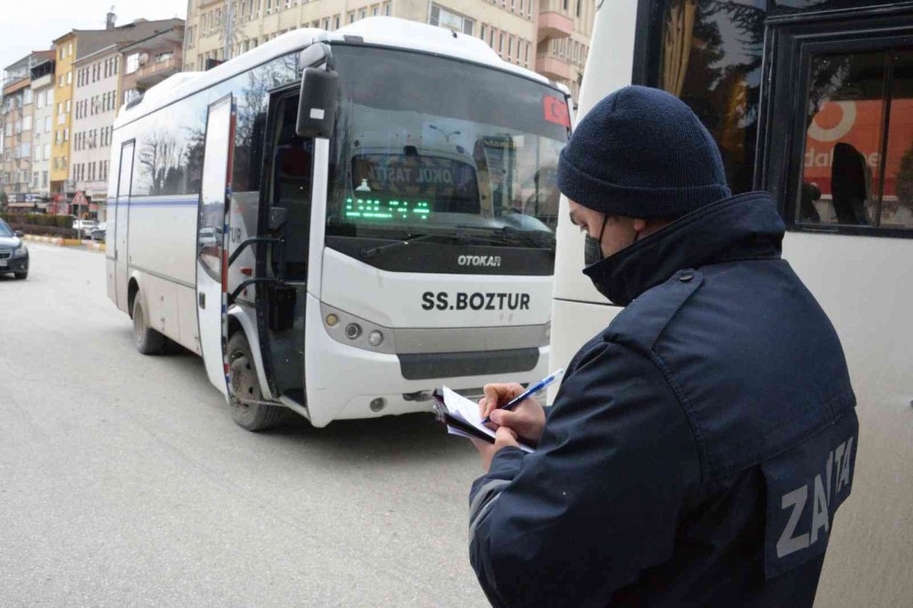 Bozüyük’te servis araçları denetimi yapıldı
