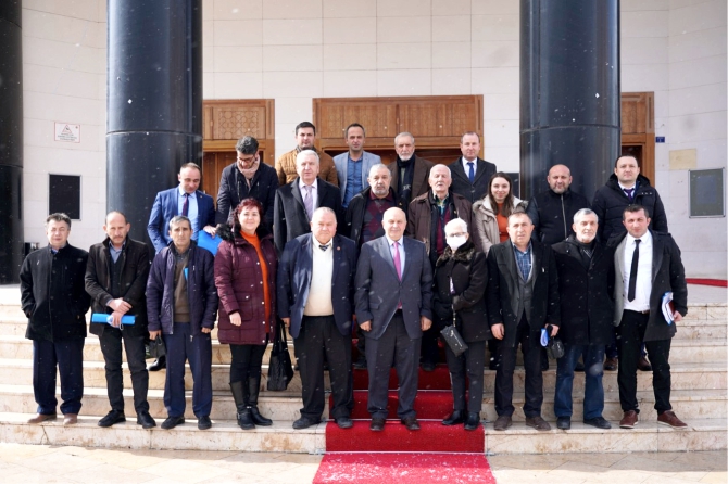 baskanvekili-tufekcioglu-muhtarlarla-bulustu3.jpg