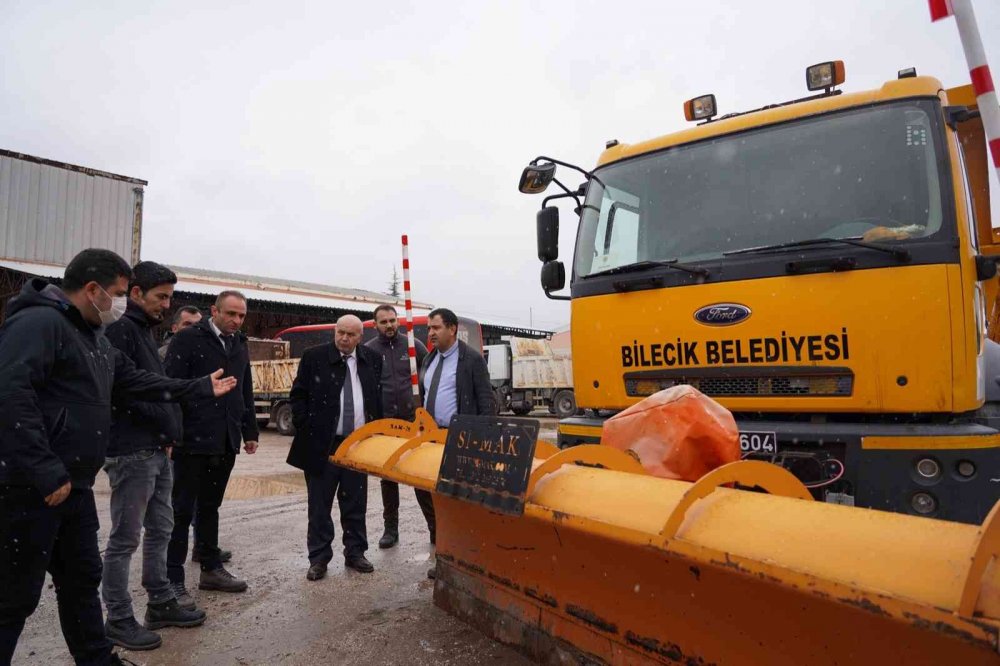 Başkan Vekili Tüfekçioğlu, İtfaiye ve Fen İşleri müdürlükleri personeliyle bir araya geldi