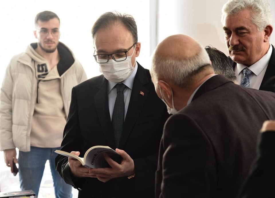 Kitap Kafe açıldı