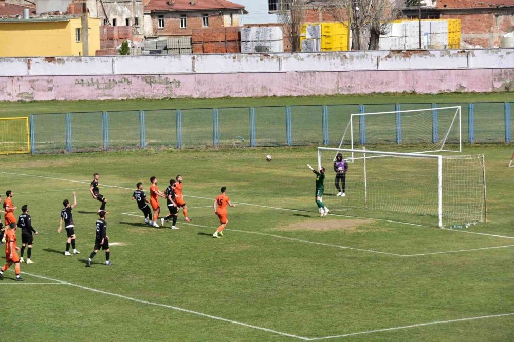 Vitraspor evinde mağlup oldu
