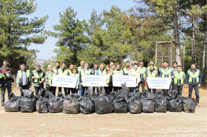 oedas-calisanlari-40-torba-cop-topladi2.jpg