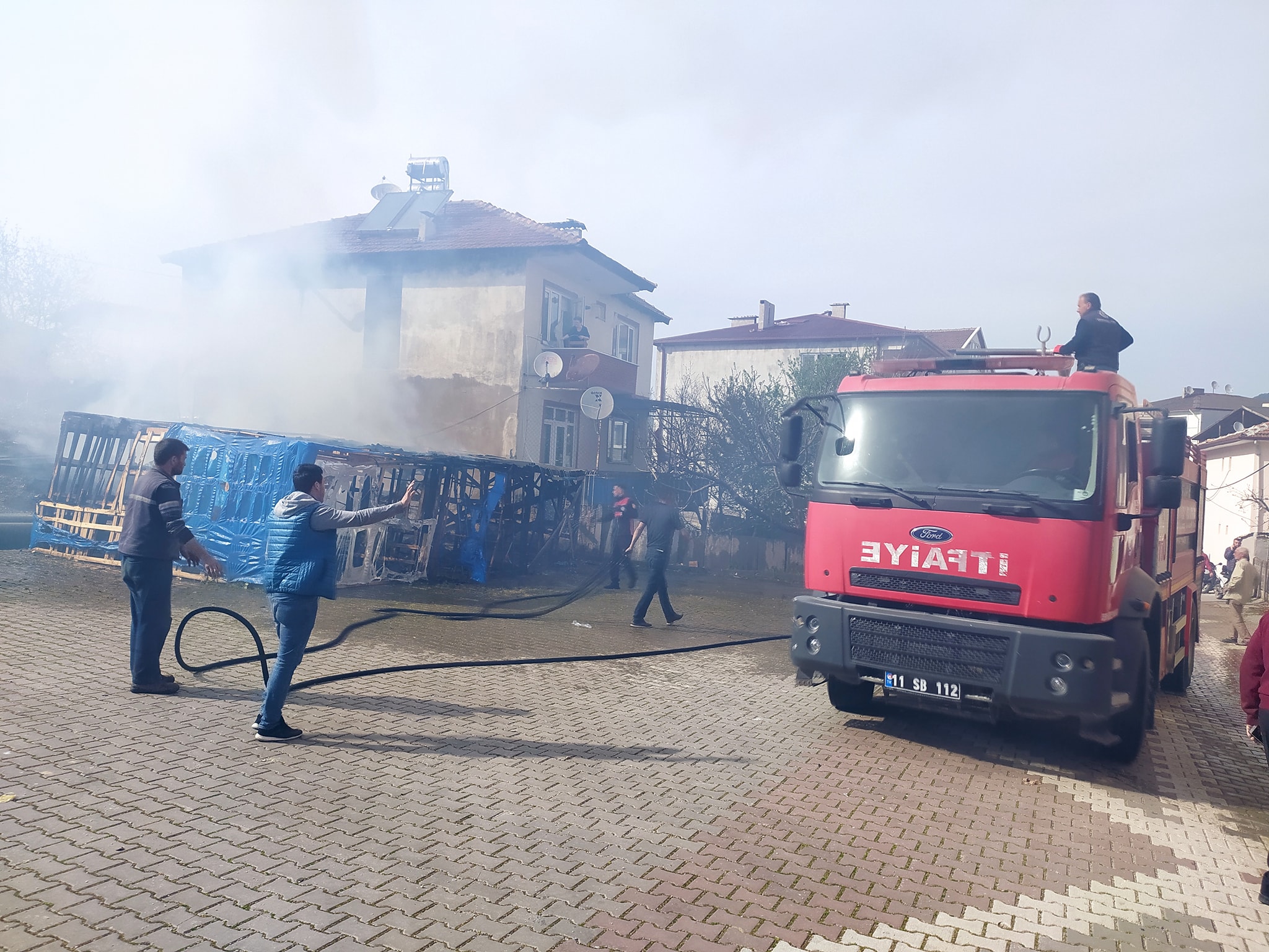 osmanelinde-yangin-003.jpeg
