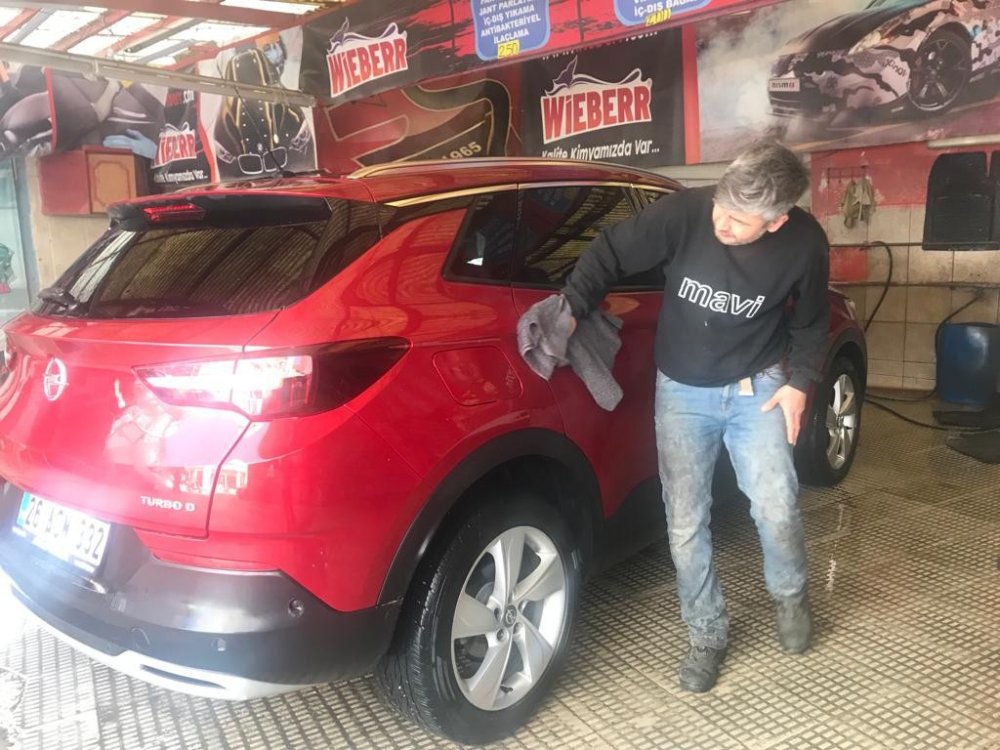 Oto yıkamacılarda ‘toz taşınımı’ mesaisi