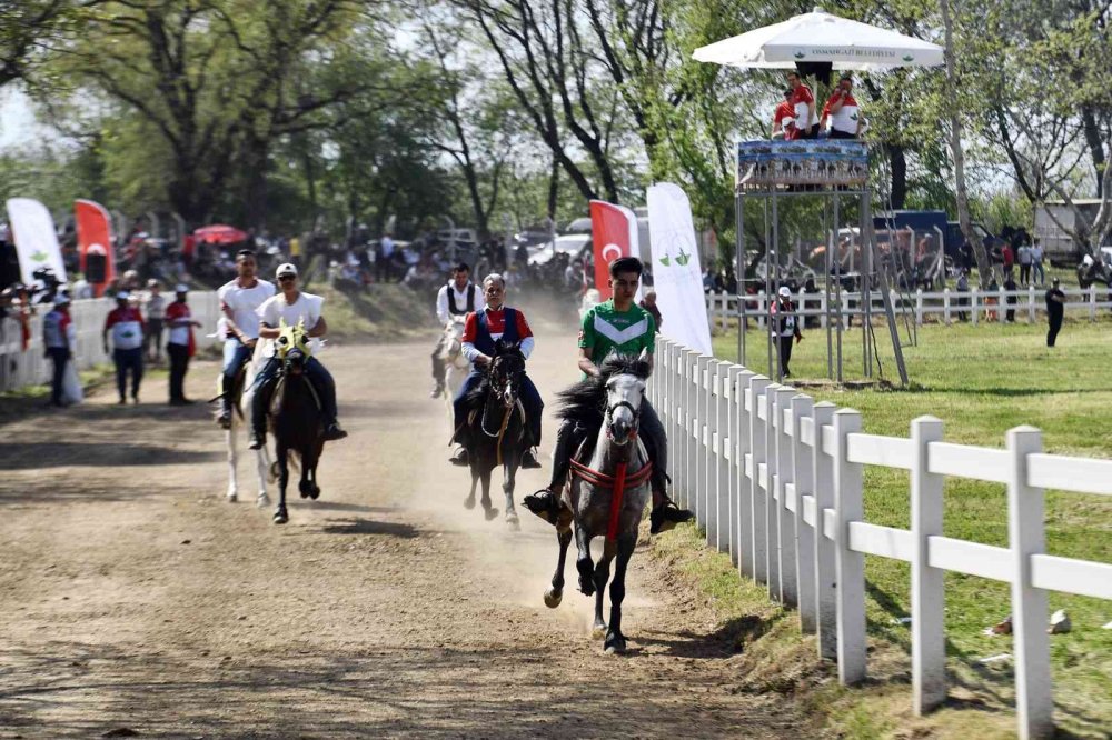 Rahvan atları Bursa’nın Fethi için koştu