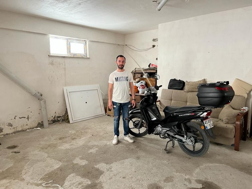 140 bin lira değerindeki 2 motosiklet apartmanın garajından çalındı