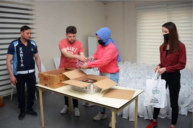 bozuyuk-belediyesinden-ihtiyac-sahibi-ailelere-yardim2.jpg