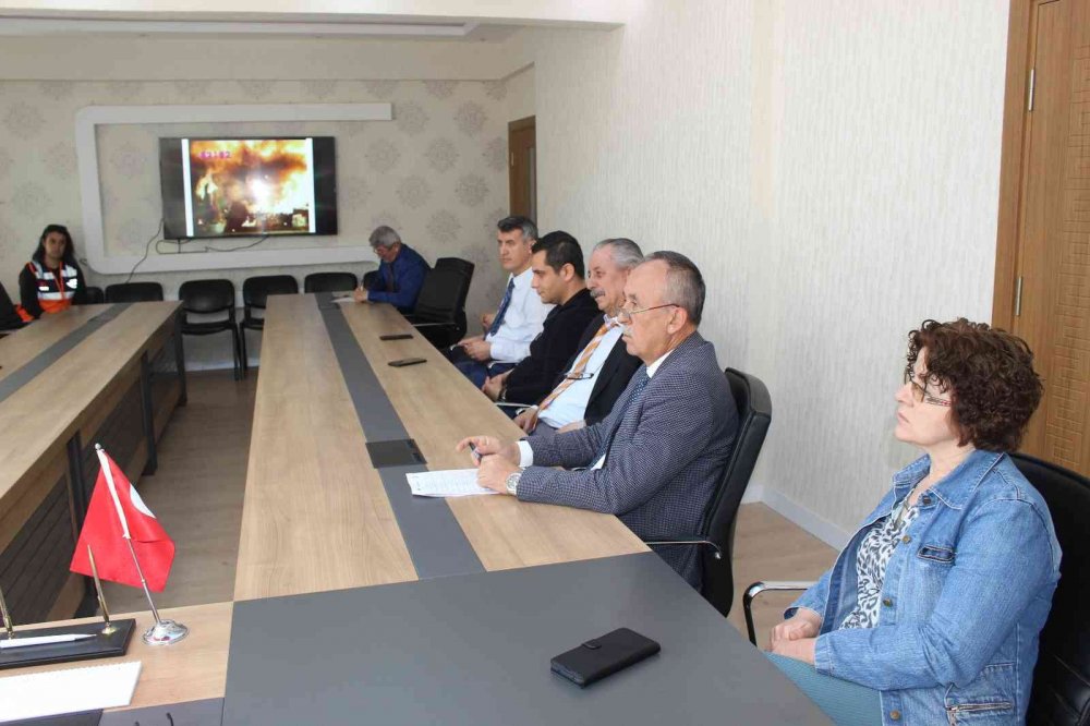 AFAD’ın Osmaneli’nde ’Afet, Deprem ve Yangın Eğitimi’