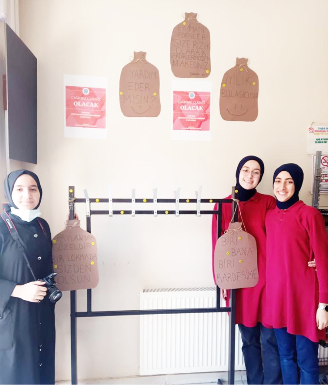 ogrencilerden-erzak-kampanyasi4.jpg