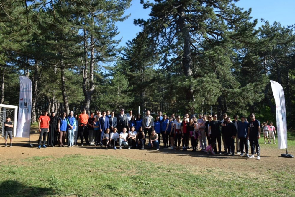 Gençlere Küçük Elmalı Tabiat Parkı, Bozcaarmut Göledi, Kınık Köyü gezisi