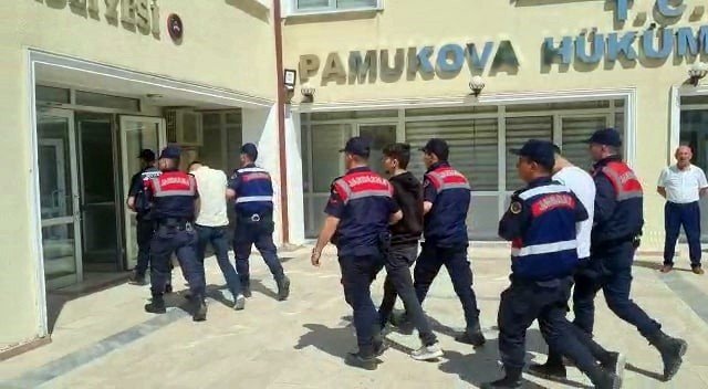 Pamukova'dan motosiklet çalan hırsızlar Bilecik’te yakalandı