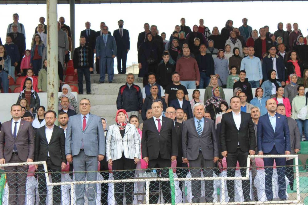Osmaneli’de 19 Mayıs coşkuyla kutlandı