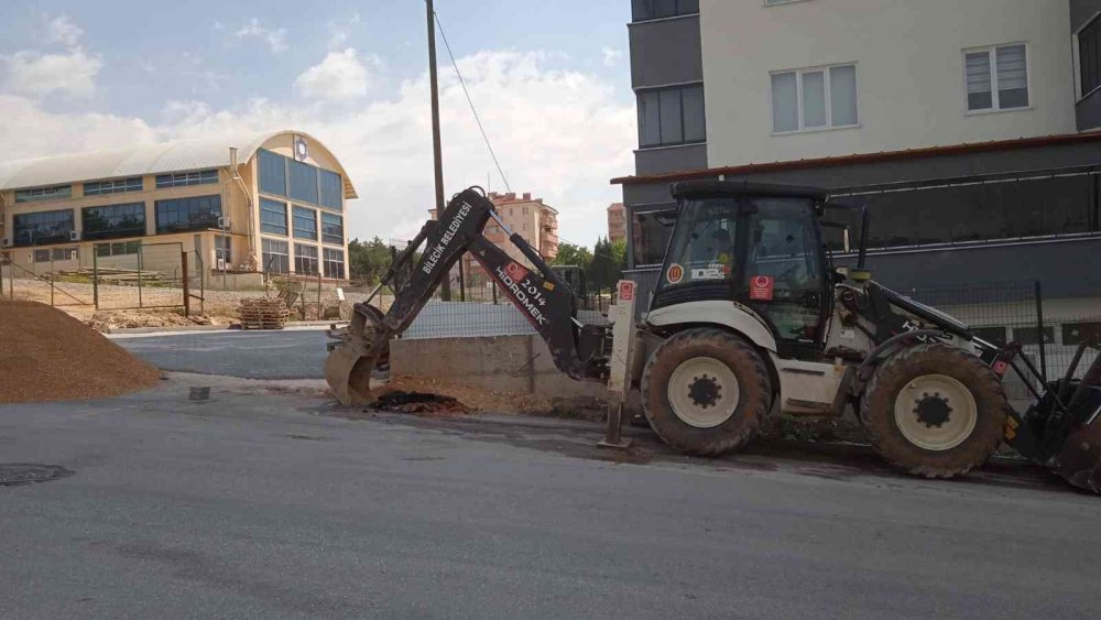 15 ekip, 60 kişi ile sahada çalışıyorlar