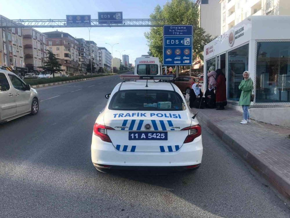 Gençlik Merkezi önünde kaza