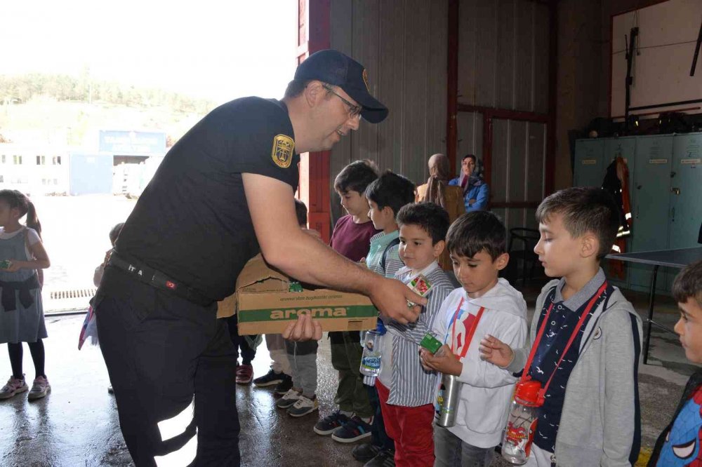 Miniklere yangın eğitimi