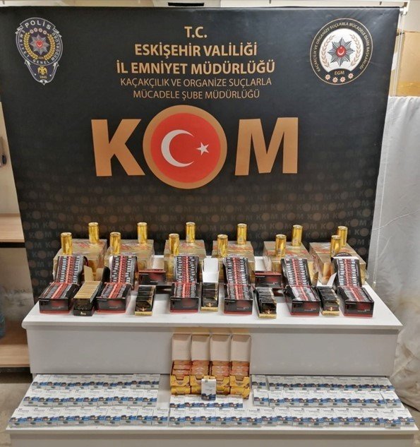 Binlerce kaçak malzeme ele geçirildi