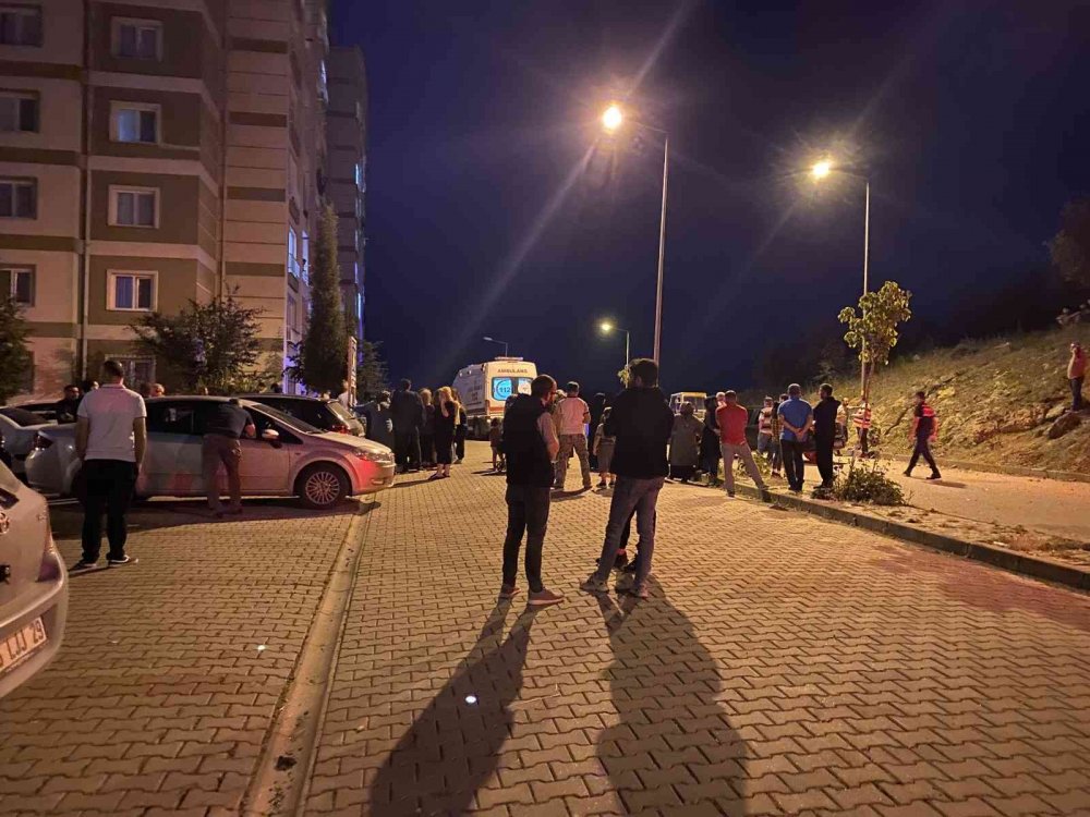 Baba dehşet saçtı, 2 oğlunu bıçakladı