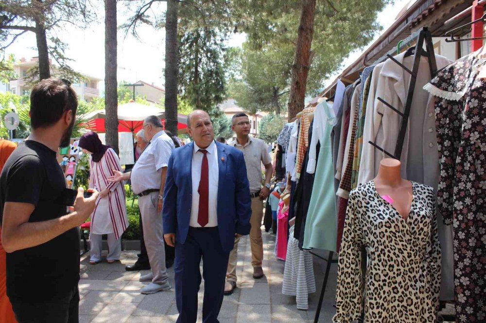 Osmaneli’nde Hayat Boyu Öğrenme Haftası nedeniyle sergi açıldı