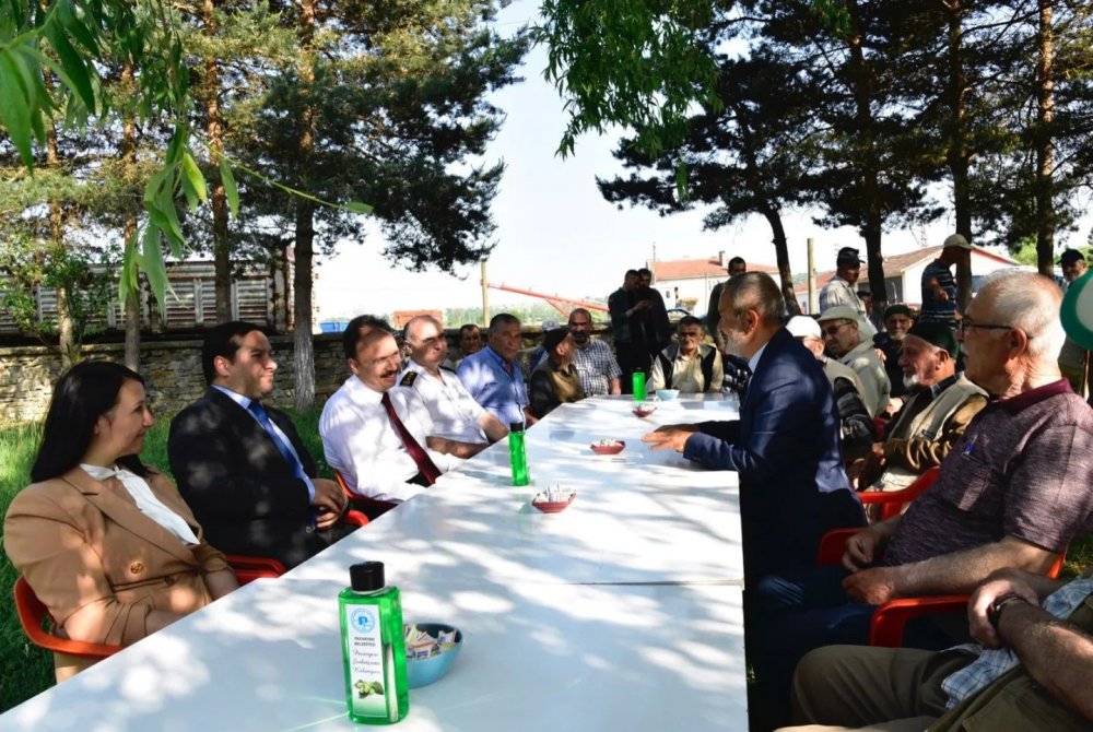 Vali Kızılkaya traktör kullanıcılarını uyardı