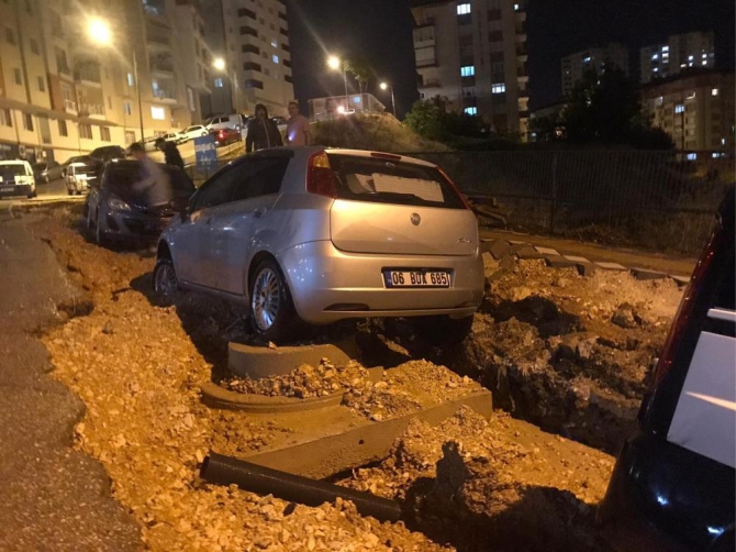 saganak-sonrasi-yol-coktu2.jpg