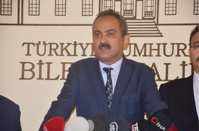 milli-egitim-bakani-mahmut-ozer3.jpg