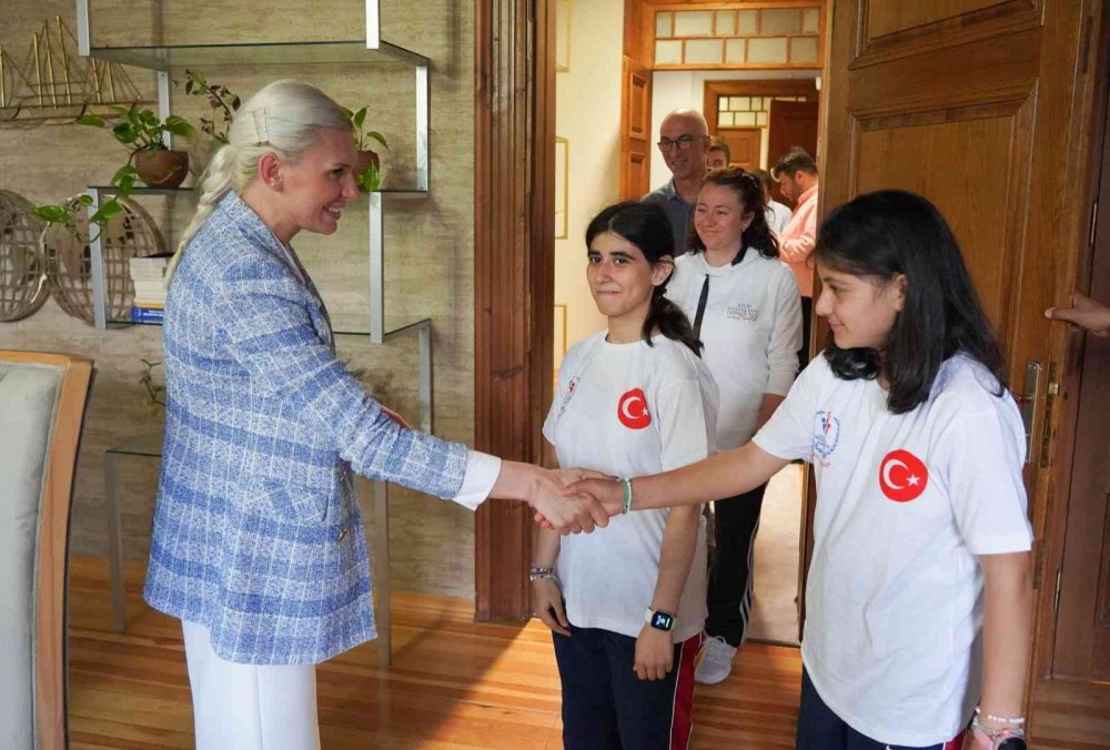 Bilecikli sporcuların Özel Sporcular Atletizm Müsabakaları’nda büyük başarıları