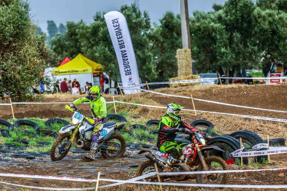 Süper Enduro Şampiyonası 3. Ayak Yarışları’ndan Bilecik’e 2 kupa
