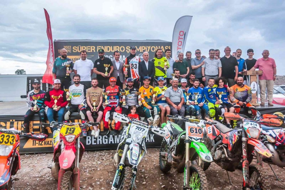 Süper Enduro Şampiyonası 3. Ayak Yarışları’ndan Bilecik’e 2 kupa