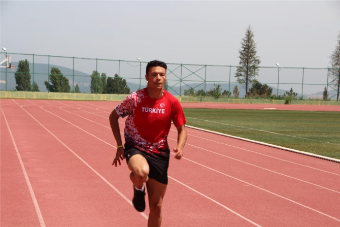 milli-atlet-gozunu-dunya-sampiyonasina-dikti4.jpg