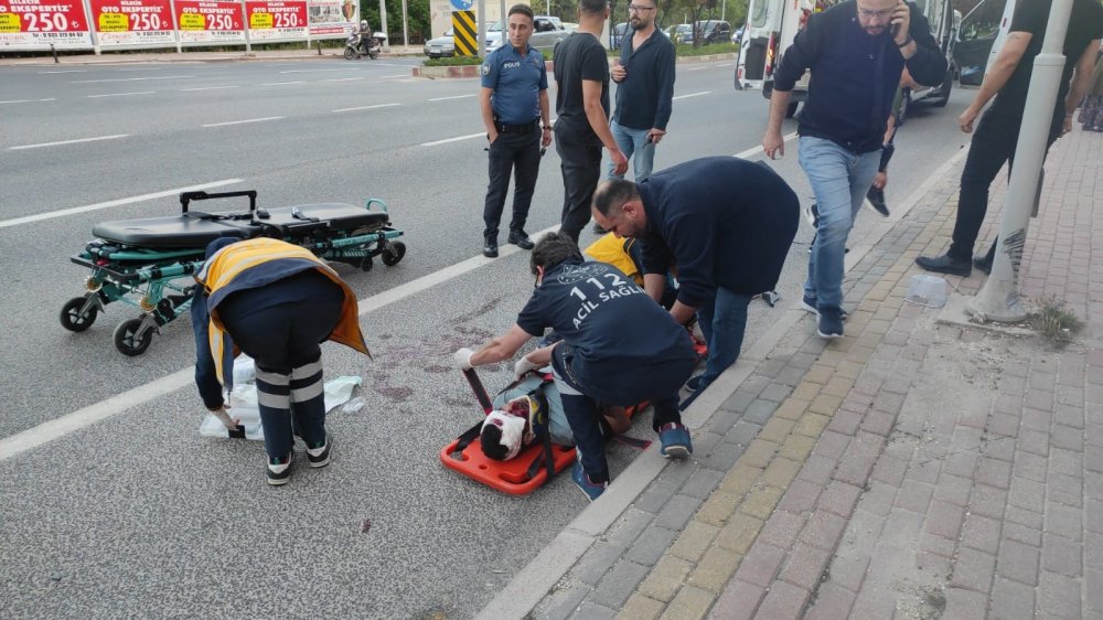 Otomobilin çarpıp kaçtığı bisiklet sürücü ağır yaralandı
