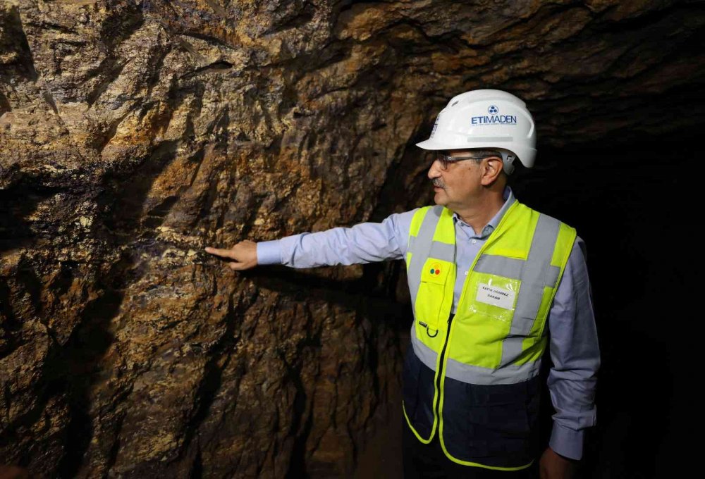 Bakan Dönmez, dünyanın ikinci büyük rezerv keşfinin detaylarını duyurdu