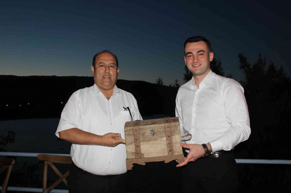 Osmaneli’nde tayini çıkan hakim ve savcılara veda yemeği düzenlendi