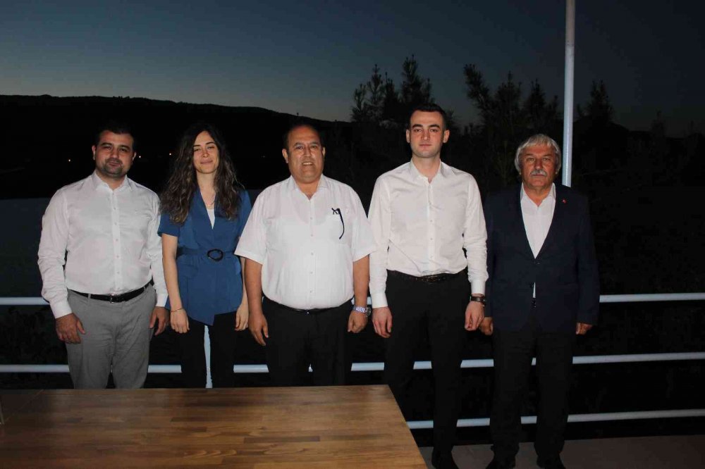 Osmaneli’nde tayini çıkan hakim ve savcılara veda yemeği düzenlendi