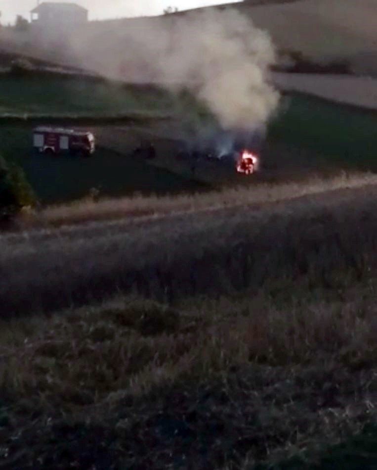 Tarlasındaki çöpleri yakmak isteyince olanlar oldu