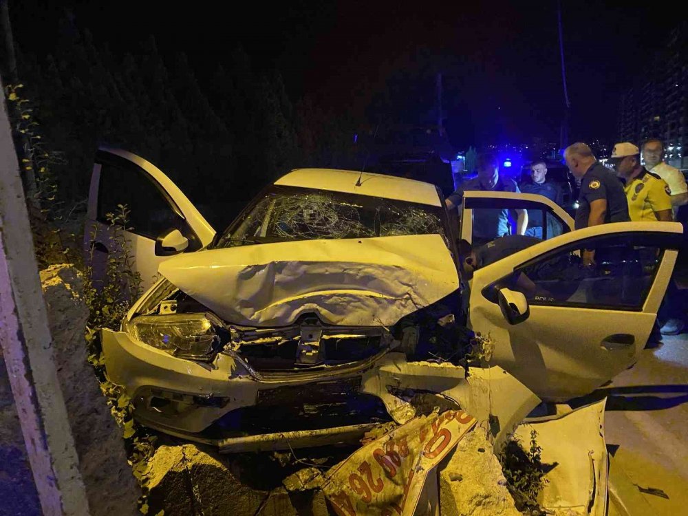 Bursa’da feci kaza: 1 ölü 2 ağır yaralı