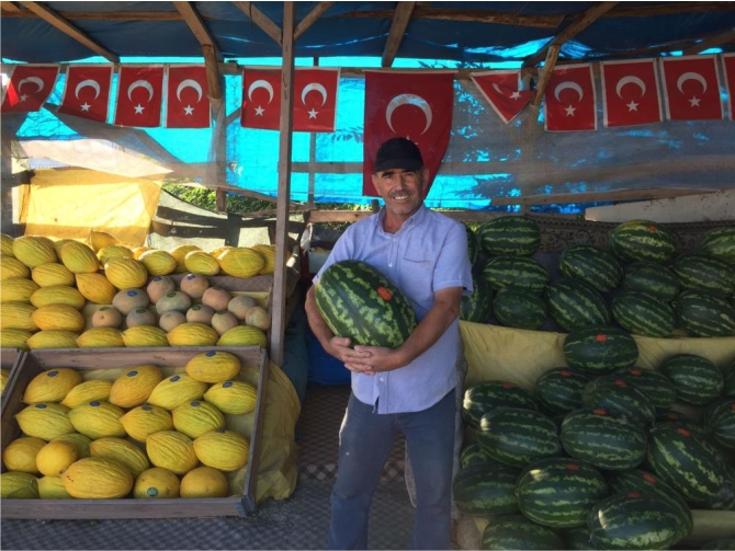 osmaneli-karpuzunun-artik-etiketi-olacak2.jpg