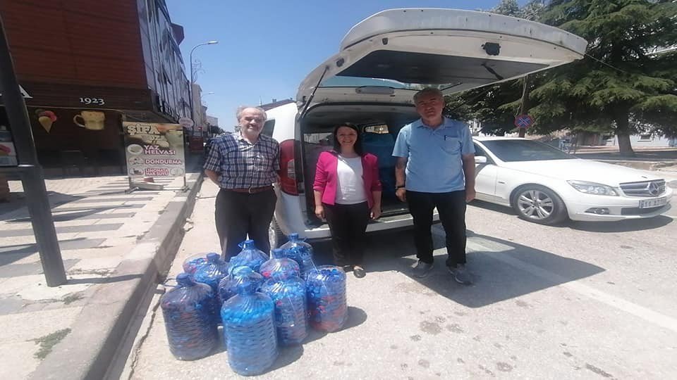 Kınıkspor engelli vatandaşlar için kilolarca kapak topladı