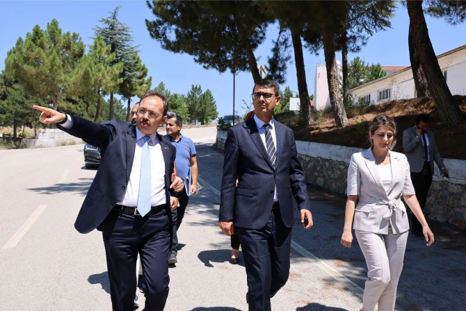 kamu-yerleskesi-proje-alani-incelendi1.jpg