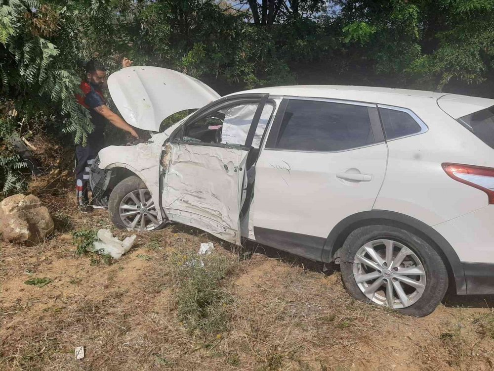 Bilecik’te yaşanan trafik kazasında 2 kişi yaralandı