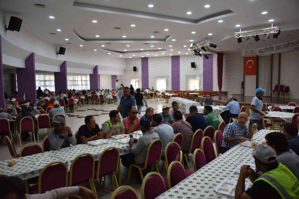 Tramvay projesi için yemekli program