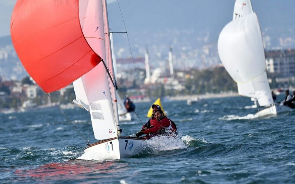 Türkiye Pirat Şampiyonası İznik Gölü’nde