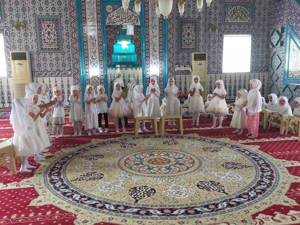 Başkan Yaman, Yaz Kur’an Kursu öğrencilerinin dönem sonu heyecanına ortak oldu