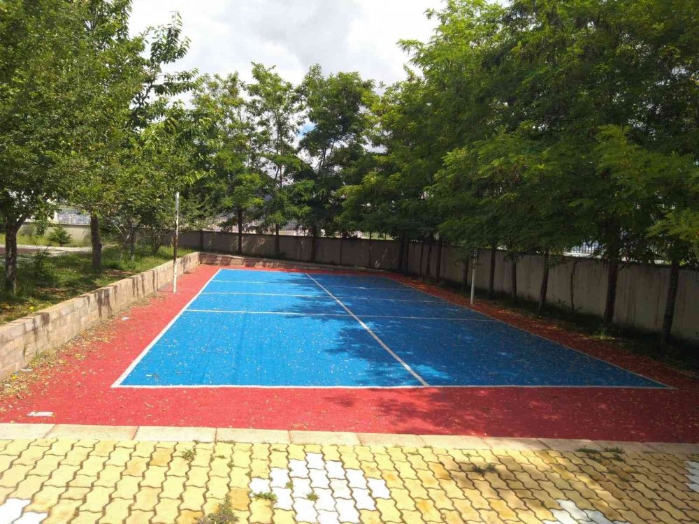 “Bahçem Nefesim” projesi ile okul bahçeleri güzelleşiyor