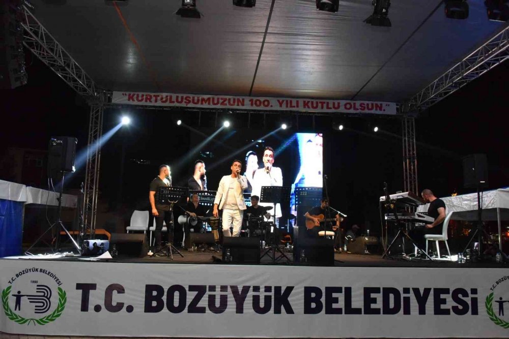 Bozüyük’te Kurtuluş Konserleri devam ediyor
